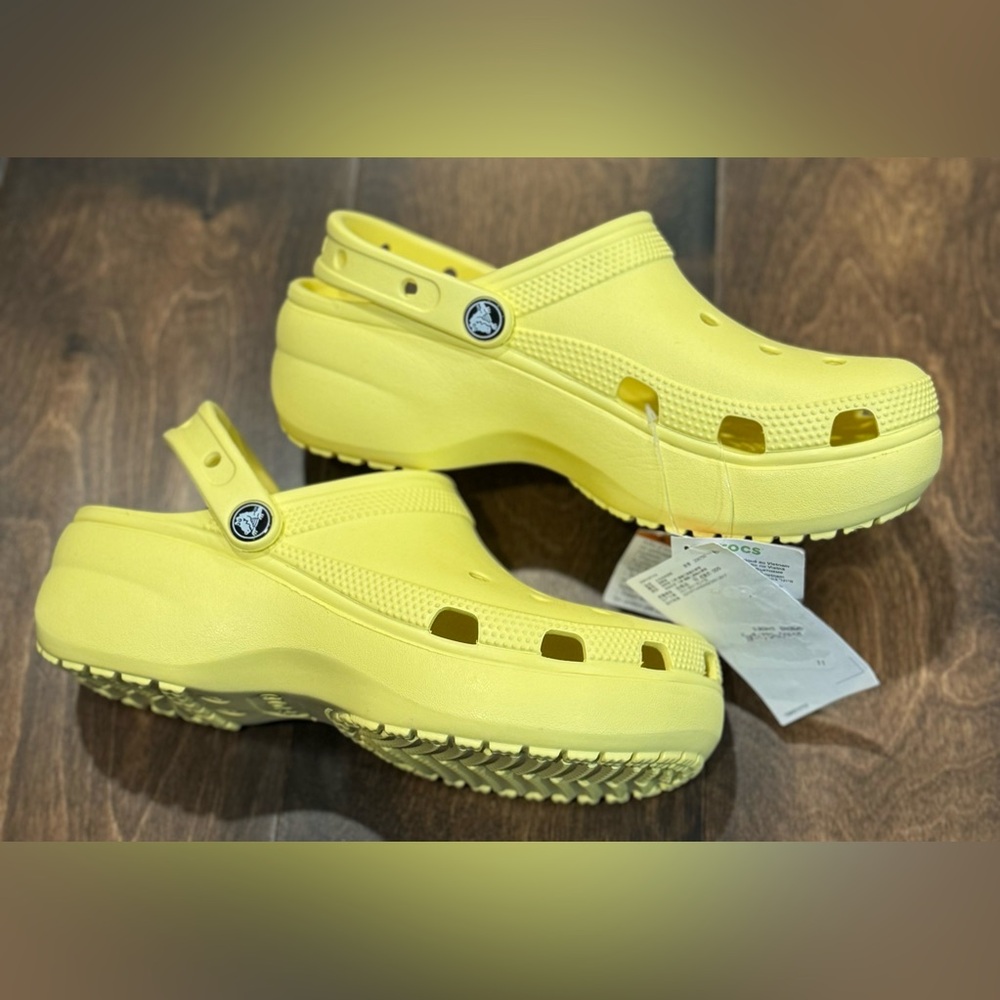 Crocs Classic Platform Clogs New- - Picture 8 of 16